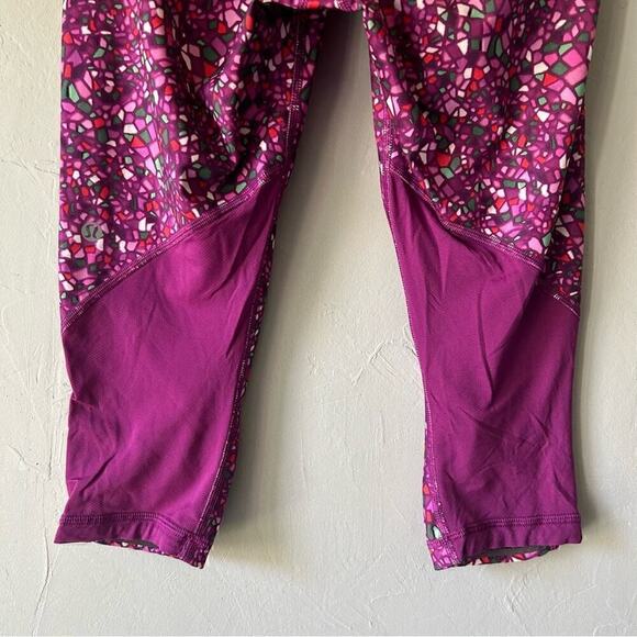 Lululemon Real Quick Crop Leggings Paradise Camo Multi Regal Plum Size 4 - Picture 7 of 10